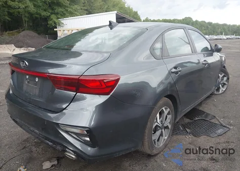 2021 Kia Forte Lxs из США, поврежденный, VIN 3KPF24AD3ME333495